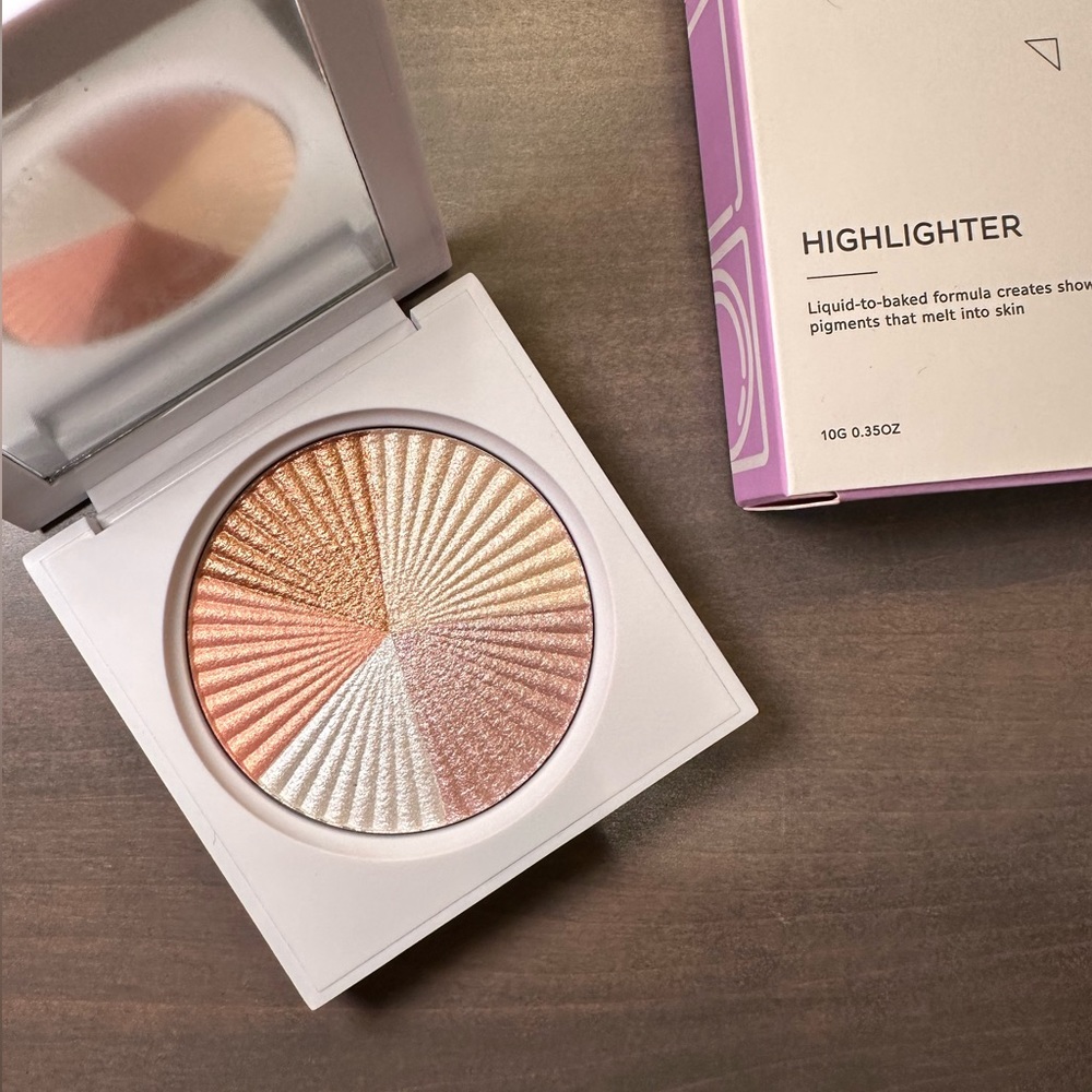 New Ofra Beverly Hills Highlighter